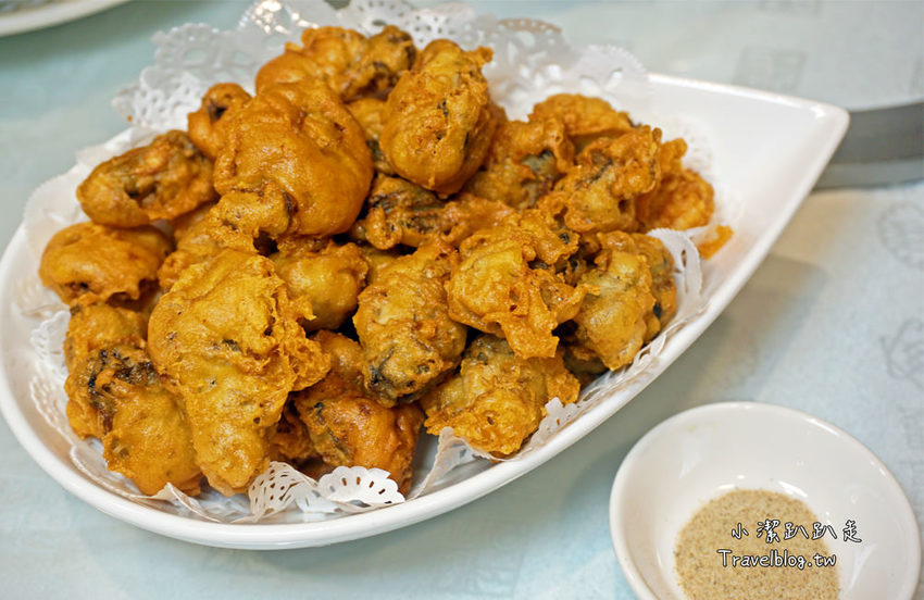 台中老字號海鮮餐廳》新天地梧棲創始店。熱門經典料理合菜四人一次滿足只要2000元！家庭聚餐 婚宴美食 - 小潔趴趴走旅遊札記