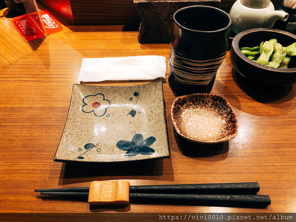 圓圓家愛吃貨-《台北南港》南港日式御便當，陶膳日本料理，季節美食好味道，處處充滿驚喜的無菜單料理