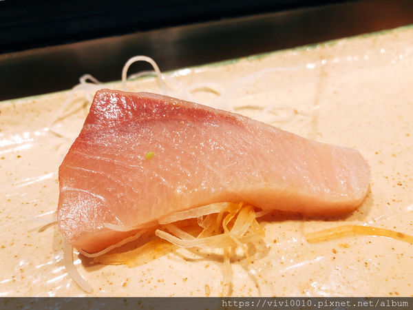 圓圓家愛吃貨-《台北南港》南港日式御便當，陶膳日本料理，季節美食好味道，處處充滿驚喜的無菜單料理