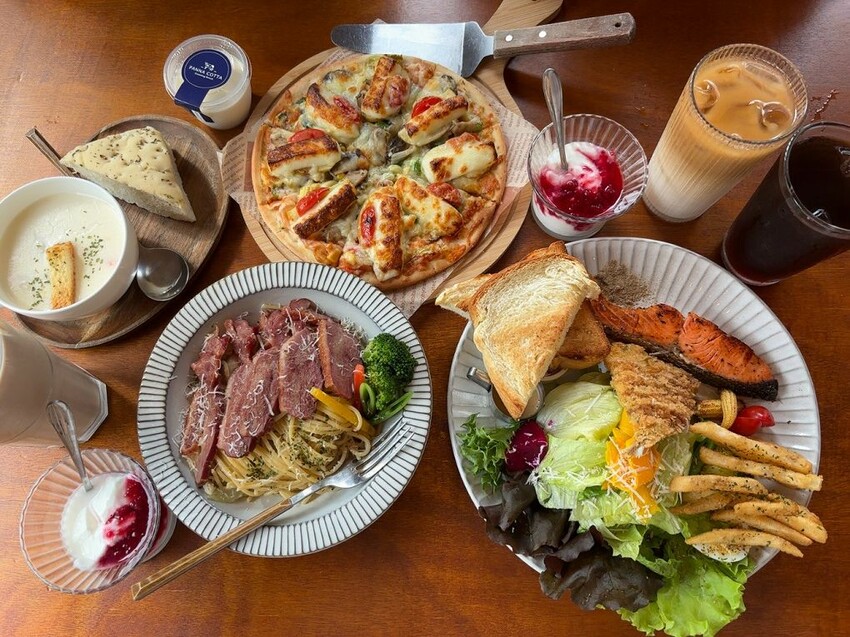 嘉義親子景點推薦!綠盈牧場X養牛人家餵小牛體驗、早午餐一次滿足。