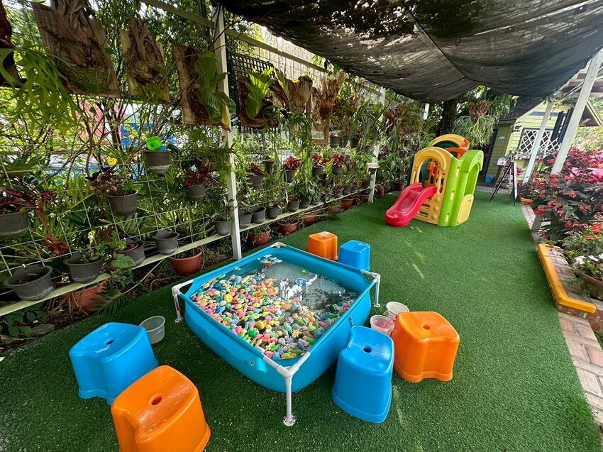 嘉義親子景點推薦!綠盈牧場X養牛人家餵小牛體驗、早午餐一次滿足。