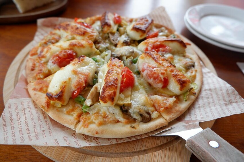 嘉義親子景點推薦!綠盈牧場X養牛人家餵小牛體驗、早午餐一次滿足。