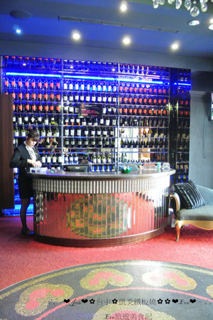 凱焱鐵板燒：【食記】oO。o○台中　南屯區　凱焱鐵板燒　法國菜　海鮮　牛排　午餐　晚餐　咖啡　飲品　新式的鐵板燒新吃法，大家一定沒有嚐試過～快來，不然落伍啦～。oO。o○。　