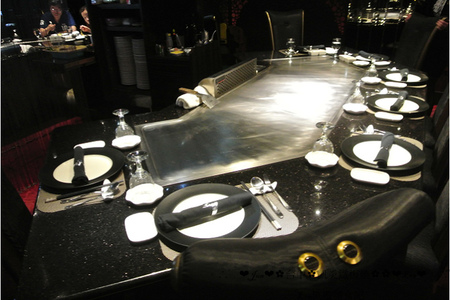 凱焱鐵板燒：【食記】oO。o○台中　南屯區　凱焱鐵板燒　法國菜　海鮮　牛排　午餐　晚餐　咖啡　飲品　新式的鐵板燒新吃法，大家一定沒有嚐試過～快來，不然落伍啦～。oO。o○。　