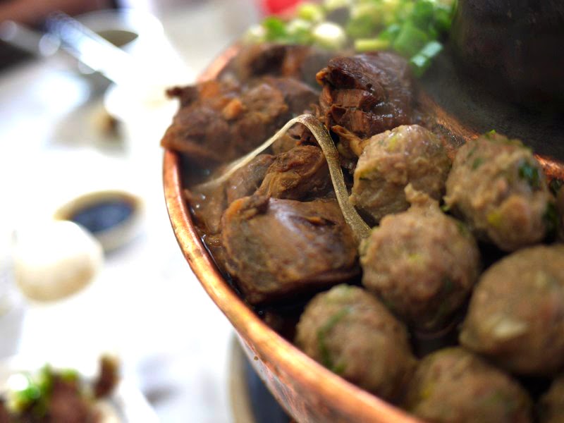 【清真恩德元餃子館】4訪依舊好吃的牛肉丸子火鍋