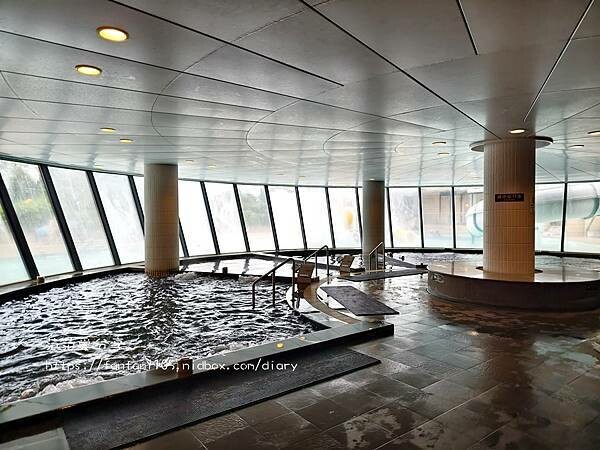 陽明山天籟渡假酒店｜半露天獨立溫泉浴池｜親子滑水道，全家放空首選天堂 (45).jpg