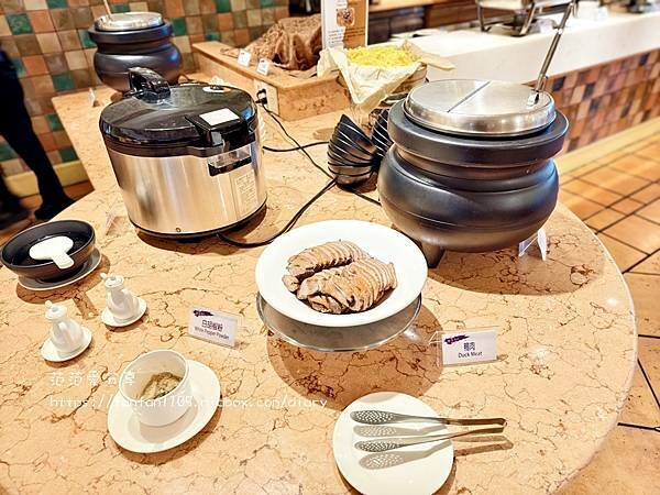 陽明山天籟渡假酒店｜半露天獨立溫泉浴池｜親子滑水道，全家放空首選天堂 (52).jpg