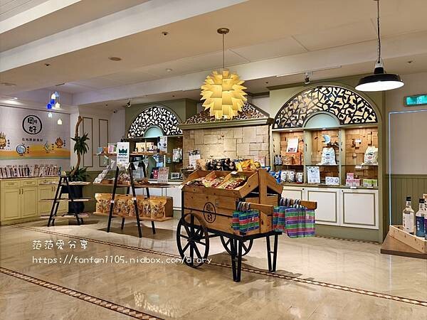 陽明山天籟渡假酒店｜半露天獨立溫泉浴池｜親子滑水道，全家放空首選天堂 (41).jpg