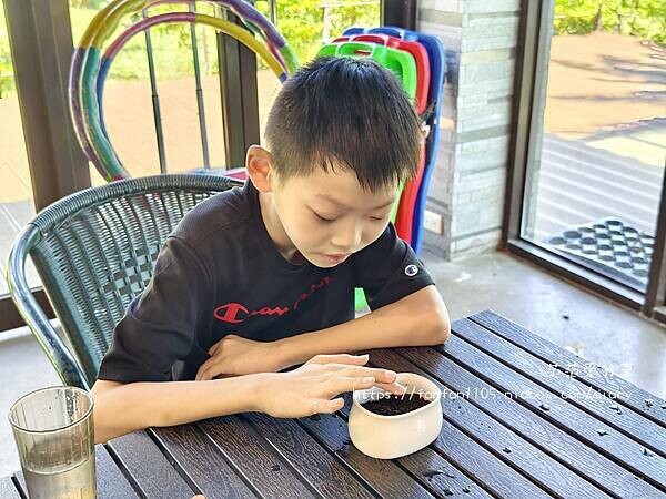 陽明山天籟渡假酒店｜半露天獨立溫泉浴池｜親子滑水道，全家放空首選天堂 (101).jpg