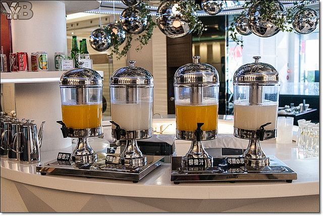 [鍋物] 再香聚涮涮鍋旗艦店．時尚新穎的涮涮鍋