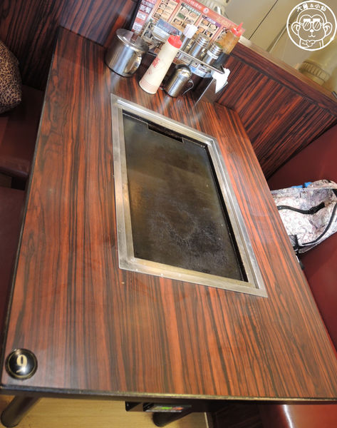 DOHTON BORI 道頓堀御好燒:期間限定【104.11/27-105.1/17・道頓堀御好燒】季節限定蛋黃哥鐵板料理 DOHTON BORI 道頓堀御好燒:期間限定【104.11/27-105.1/17・道頓堀御好燒】季節限定蛋黃哥鐵板料理