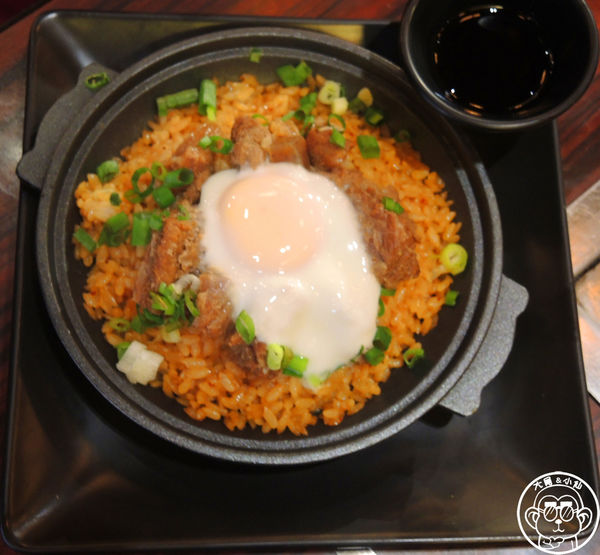 DOHTON BORI 道頓堀御好燒:期間限定【104.11/27-105.1/17・道頓堀御好燒】季節限定蛋黃哥鐵板料理 DOHTON BORI 道頓堀御好燒:期間限定【104.11/27-105.1/17・道頓堀御好燒】季節限定蛋黃哥鐵板料理