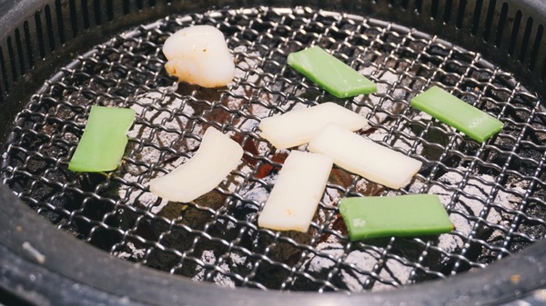 好客音樂燒烤(市府店)：好客音樂燒烤│吃到飽 台北燒肉 駐唱餐廳 帝王蟹 │信義區市府站1號出口