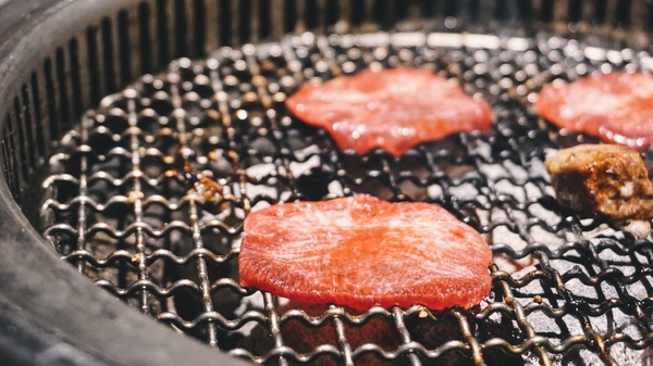 好客音樂燒烤(市府店)：好客音樂燒烤│吃到飽 台北燒肉 駐唱餐廳 帝王蟹 │信義區市府站1號出口