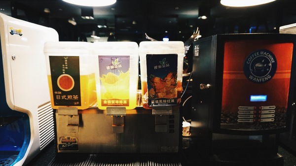 好客音樂燒烤(市府店)：好客音樂燒烤│吃到飽 台北燒肉 駐唱餐廳 帝王蟹 │信義區市府站1號出口