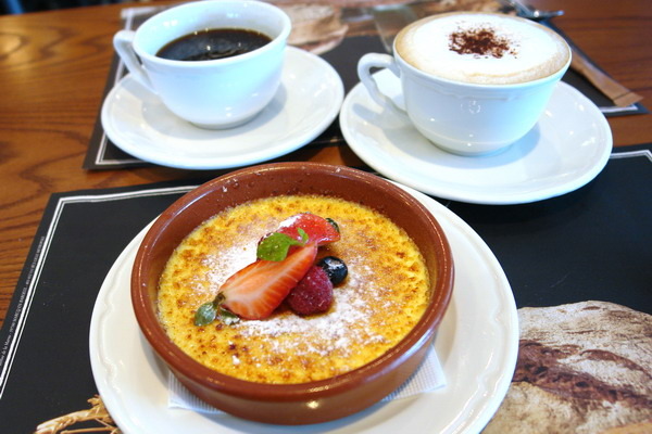 PAUL--不只是麵包--意外與花都小酒館邂垢