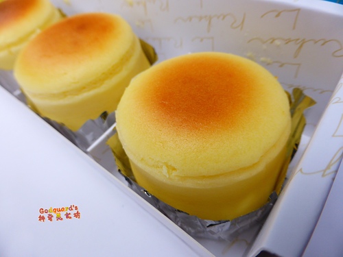 (推薦)[仁愛敦南圓環] 舒芙蕾濃密美味、栗子蛋糕捲卻走錯方向～法朋Le Ruban