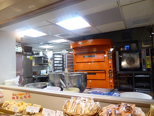 (推薦)[仁愛敦南圓環] 舒芙蕾濃密美味、栗子蛋糕捲卻走錯方向～法朋Le Ruban