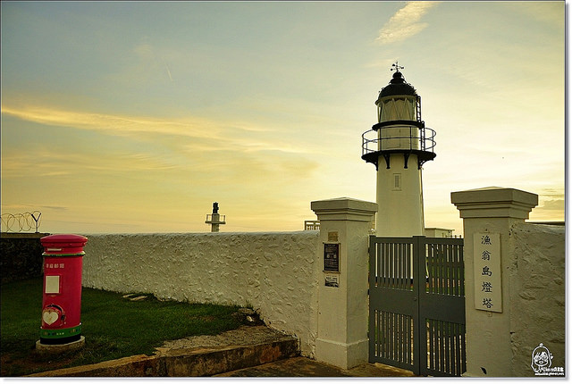 到渔翁岛灯塔时,就只能见到门口这样,已哭.