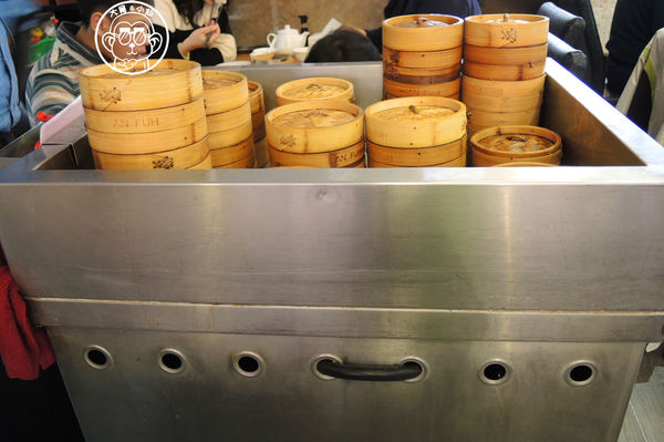 星上星港式飲茶(桃園創始店)：呷飽祙【桃園･星上星港式飲茶】有蒸籠車的港式飲茶