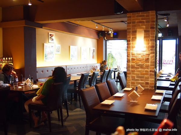 PASSIONE 帕希諾窯烤拿坡里披薩專門店：【食記】台北大安-PASSIONE 帕希諾手工窯烤拿坡里披薩專門店 : 餅皮再Q彈點會更好!