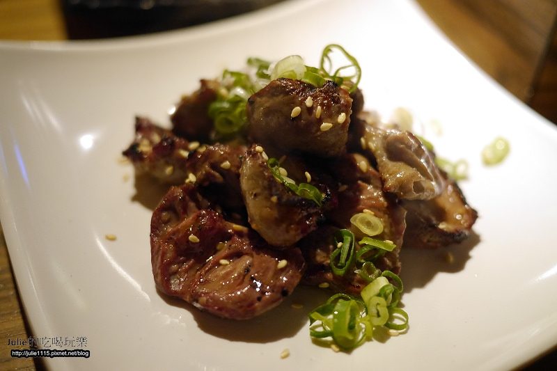 ●食記●男子漢燒肉霸(燒烤)(型男桌邊服務)(長安東路)