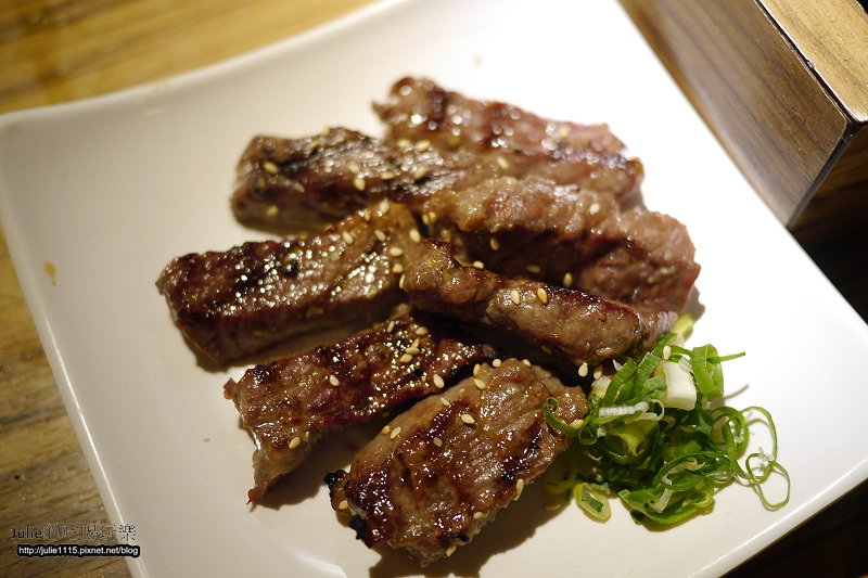 ●食記●男子漢燒肉霸(燒烤)(型男桌邊服務)(長安東路)