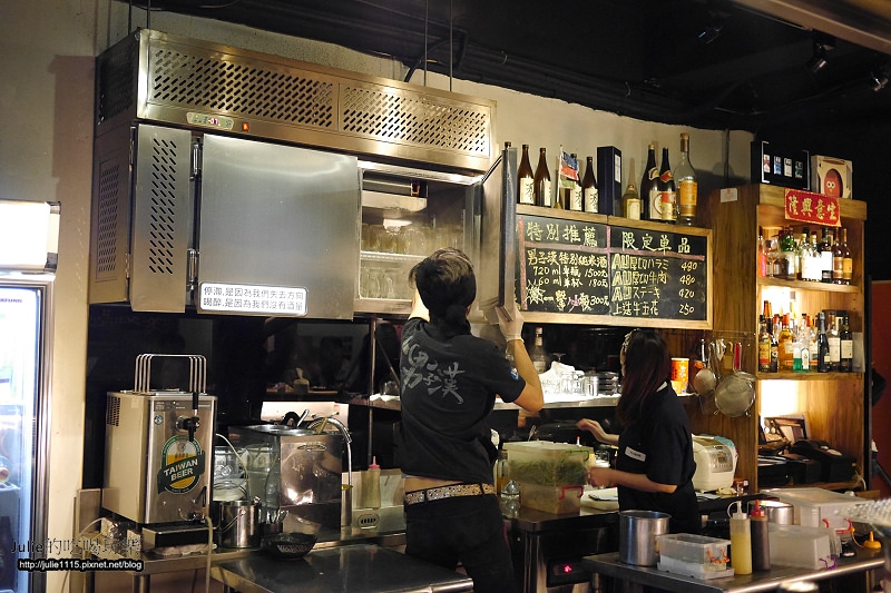 ●食記●男子漢燒肉霸(燒烤)(型男桌邊服務)(長安東路)