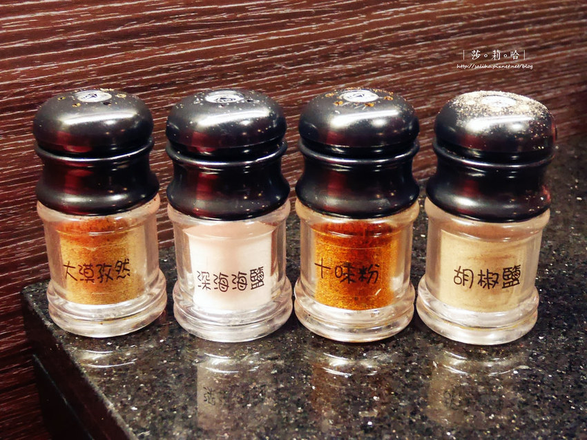 台北火鍋燒烤吃到飽小蒙牛新莊店 (20)