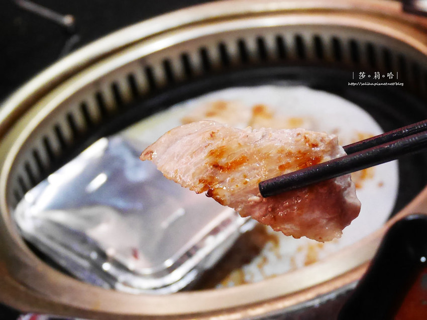 台北火鍋燒烤吃到飽小蒙牛新莊店 (18)