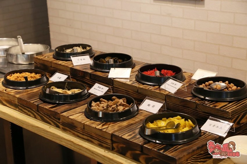 【台南住宿】全台唯一冒險體驗飯店，入住前先來場自由落體吧：趣淘漫旅 - 熱血玩台南。跳躍新世界