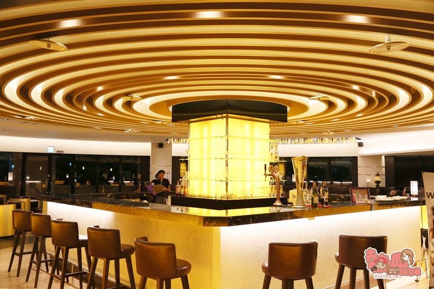 【台南住宿】全台唯一冒險體驗飯店，入住前先來場自由落體吧：趣淘漫旅 - 熱血玩台南。跳躍新世界