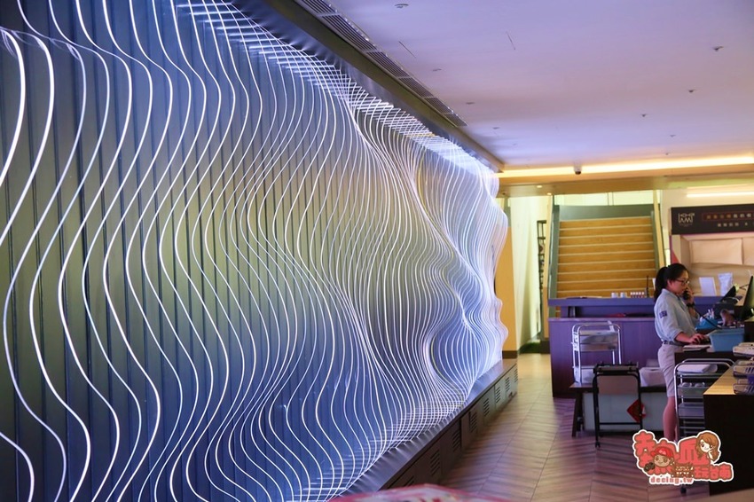 【台南住宿】全台唯一冒險體驗飯店，入住前先來場自由落體吧：趣淘漫旅 - 熱血玩台南。跳躍新世界