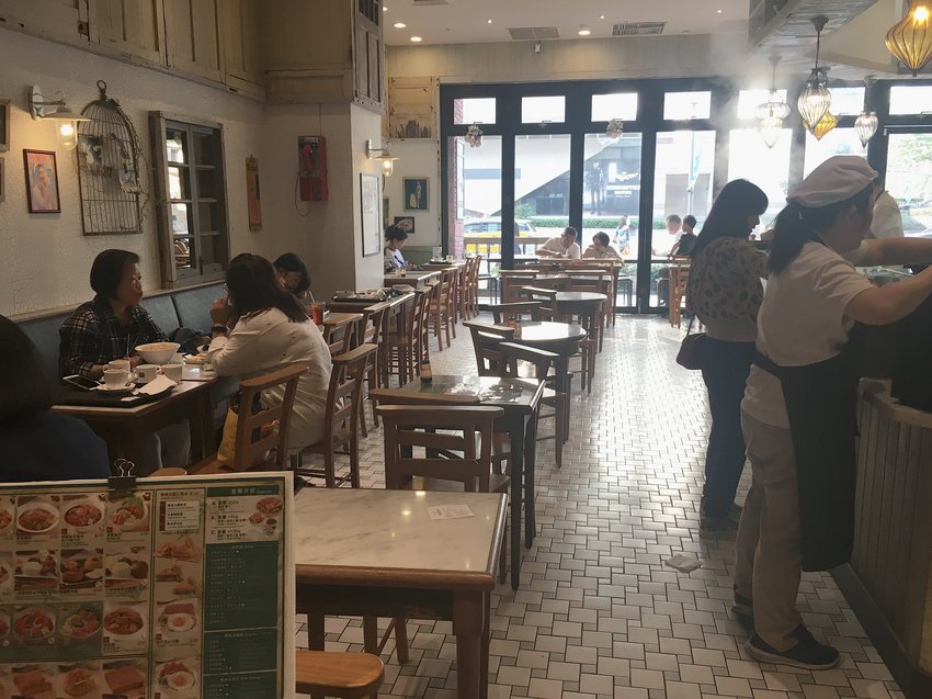 台灣,老街,五十年代,三輪車,碎花,童玩,小時候,大直,家樂福,內湖,美食,平價,排隊,美麗華,典華,att,美福,福華,窩客島,愛玩客