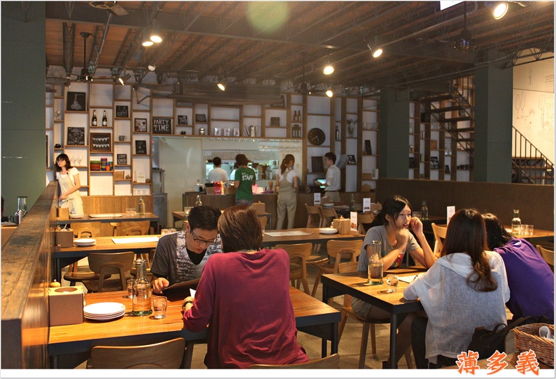 ＊一戰成名－薄多義