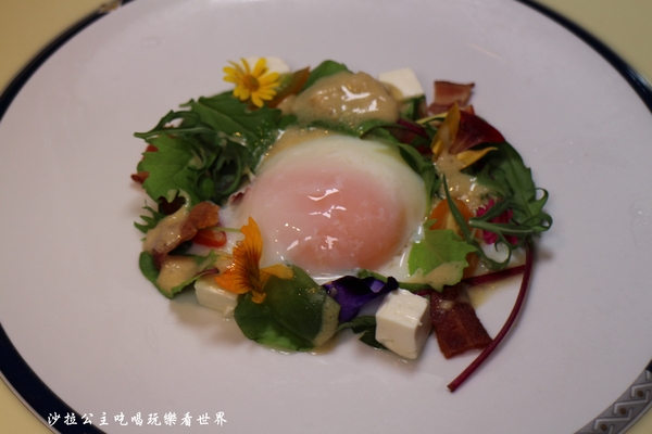 地中海牛排館(歐華酒店):聖誕大餐就吃這個了『地中海牛排館』火雞大餐‧頂級熟成牛排分享禮籃預購中