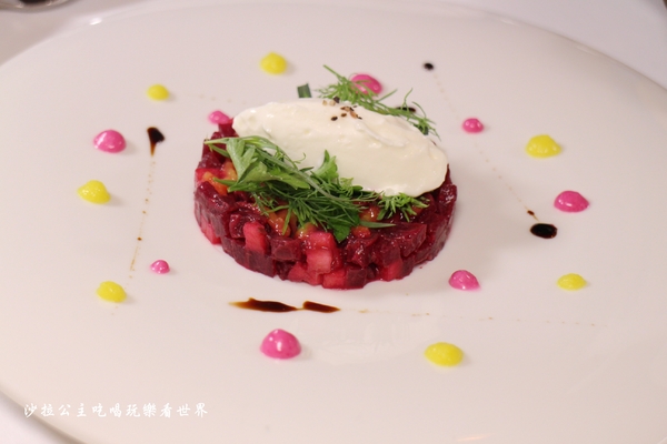 地中海牛排館(歐華酒店):聖誕大餐就吃這個了『地中海牛排館』火雞大餐‧頂級熟成牛排分享禮籃預購中