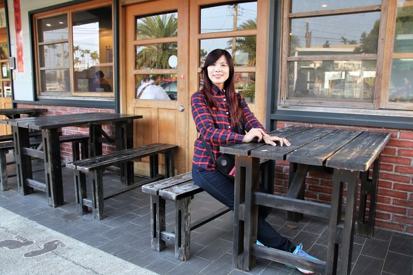 赤腳精靈景觀餐廳:【南投景點】赤腳精靈景觀餐廳,窯烤麵包,休閒露營~情侶約會親子旅遊免費入園