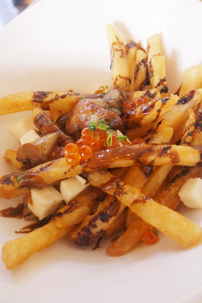 （FoOd台北)♥【W HOTEL】戶外景色優美的the kitchen table西餐廳，超大的遊泳池放鬆區，繽紛玩色活力享瘦下午茶