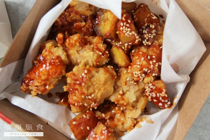 肯德基「韓辛甜薯無骨大口脆雞」好吃嗎？肯德基韓式炸雞記得搭配優惠券！