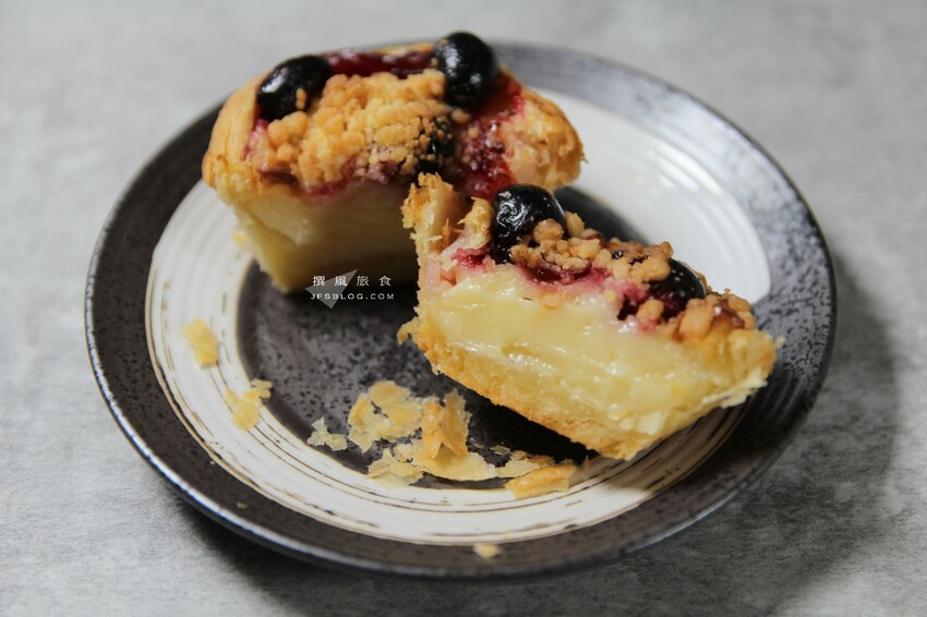 引發蛋撻荒的肯德基「莓果奶酥撻」好吃嗎?實際口感與味道分享