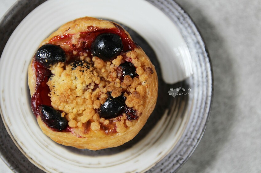 引發蛋撻荒的肯德基「莓果奶酥撻」好吃嗎?實際口感與味道分享