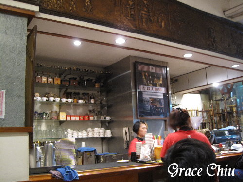 蜂大咖啡~到西門町老店品嚐一杯簡單的香醇