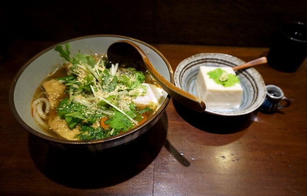 穗科手打烏龍麵(台北忠孝店)：[忠孝敦化] 穗科手打烏龍麵：職人手作精神