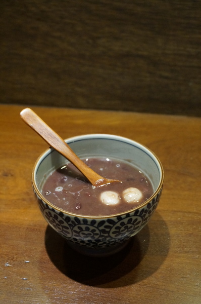 穗科手打烏龍麵(台北忠孝店)：[忠孝敦化] 穗科手打烏龍麵：職人手作精神