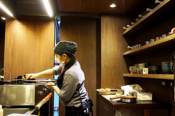 穗科手打烏龍麵(台北忠孝店)：[忠孝敦化] 穗科手打烏龍麵：職人手作精神