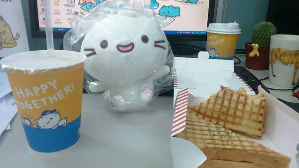 2gether(內湖店)：萌的你不要不要的吐司