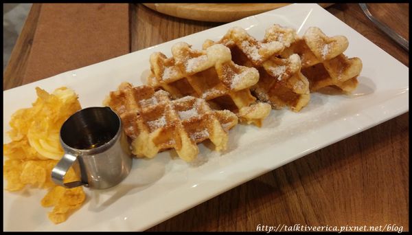 『呷』「信義區ATT4FUN」☆ 艾比特咖啡 ☆ 美味的義大利麵食與甜點