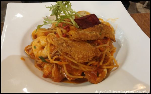 『呷』「信義區ATT4FUN」☆ 艾比特咖啡 ☆ 美味的義大利麵食與甜點