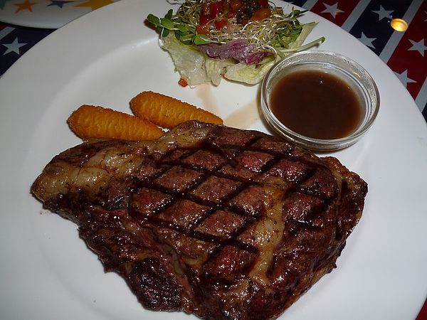 WORTHY活西美式餐飲：素食漢堡初体驗--WORTHY活西美式餐飲口碑券体驗心得